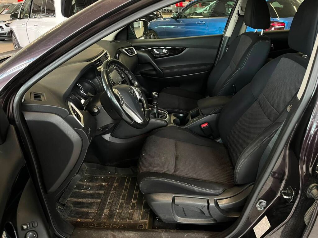 Nissan Qashqai 2015 Violetti