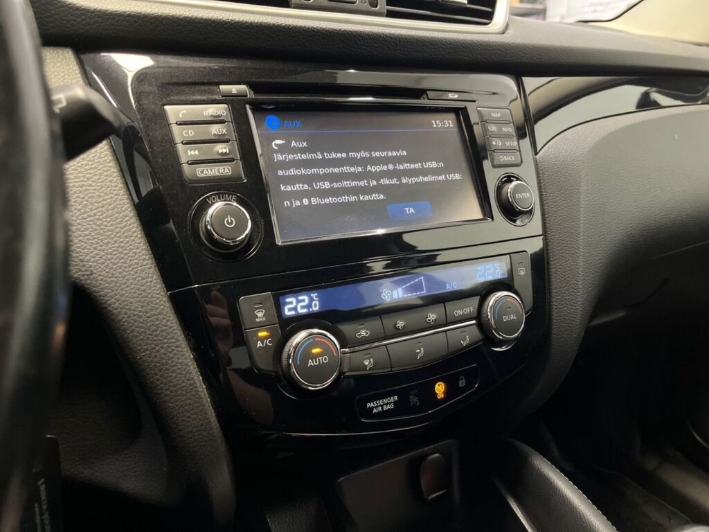 Nissan Qashqai 2015 Violetti