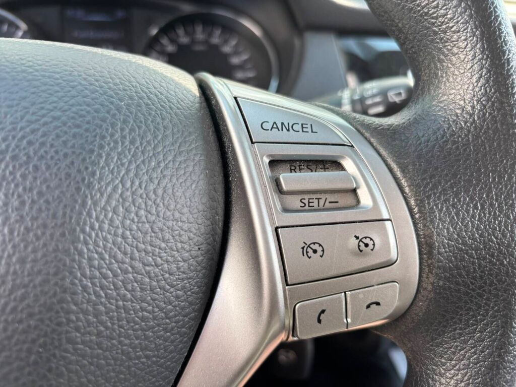 Nissan Qashqai 2015 Harmaa
