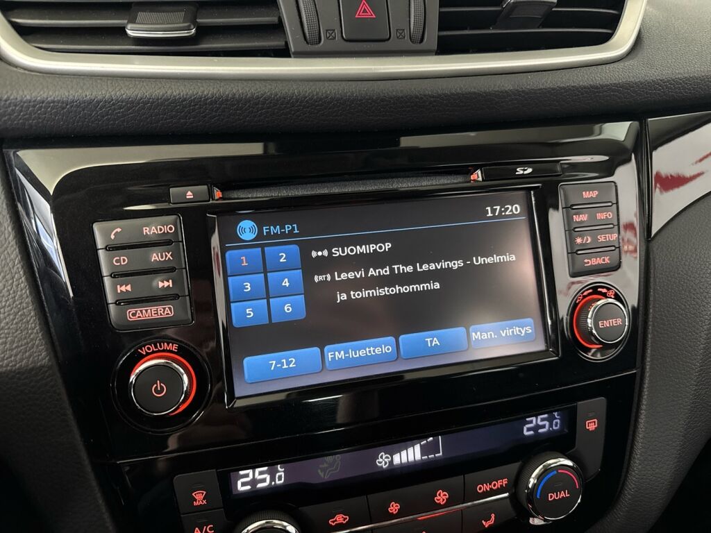 Nissan Qashqai 2015 Hopea