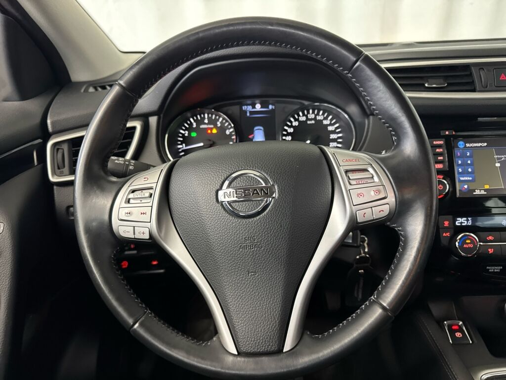 Nissan Qashqai 2015 Hopea