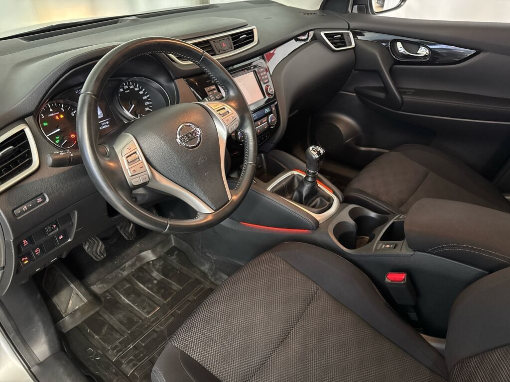 Nissan Qashqai 2015 Hopea