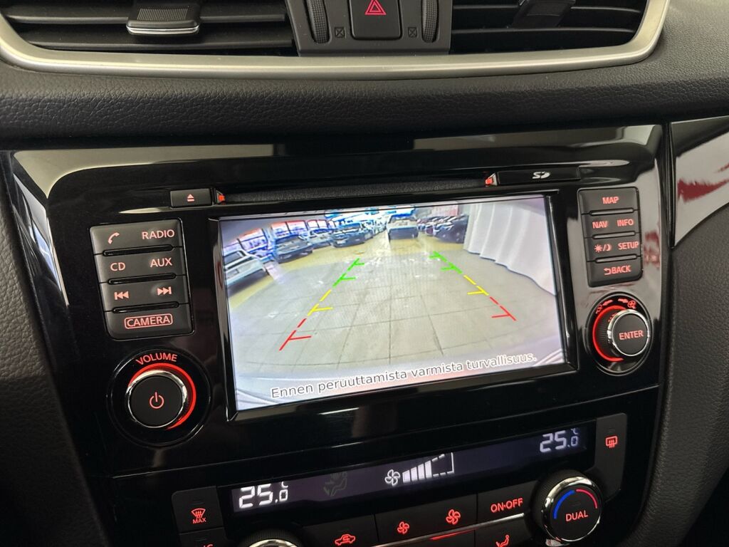 Nissan Qashqai 2015 Hopea