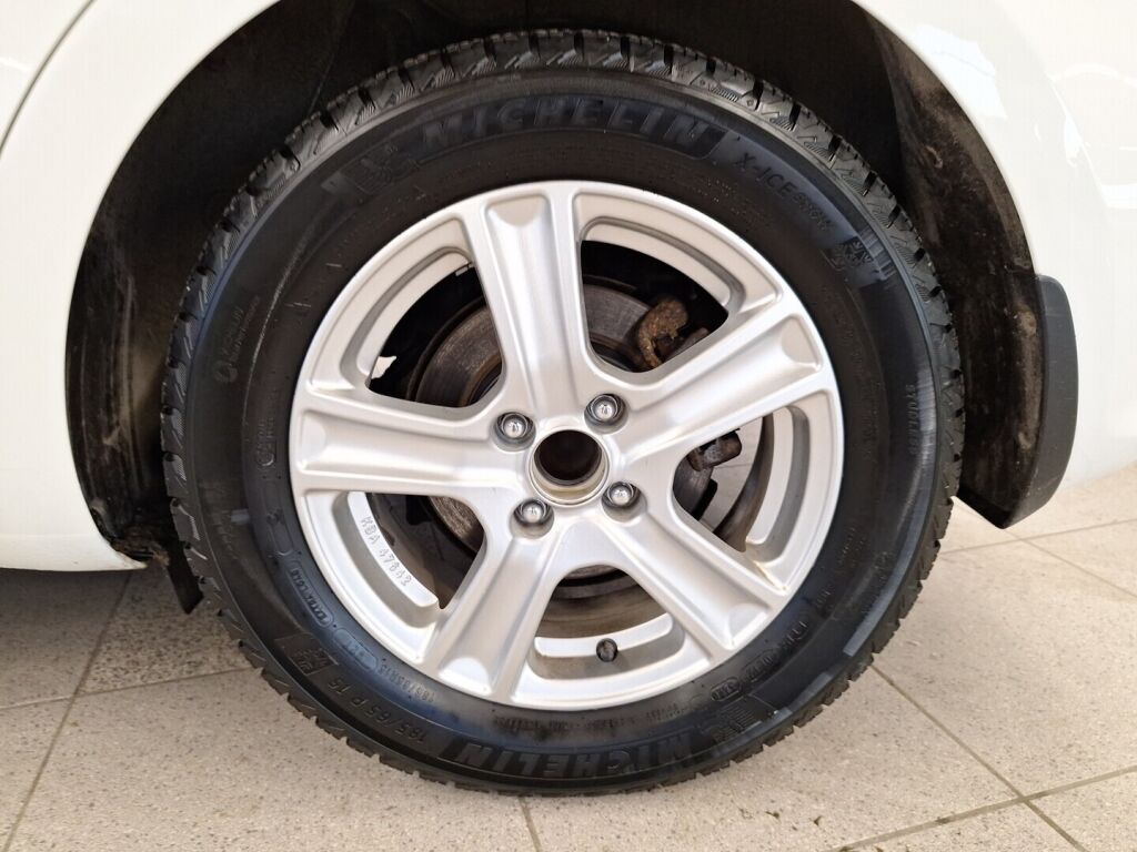 Kia Rio 2015 Valkoinen