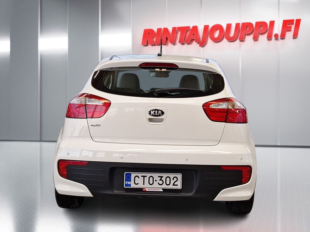 Kia Rio 2015 Valkoinen