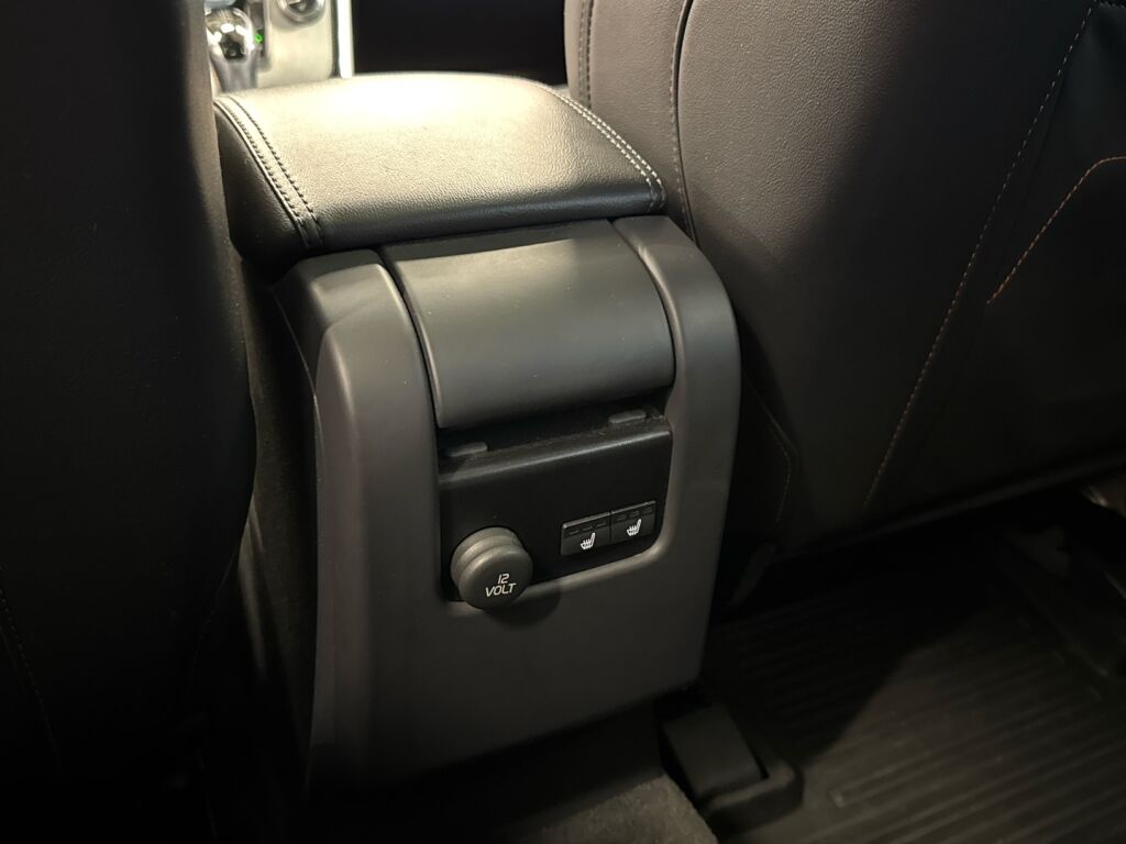 Volvo XC60 2015 Sininen