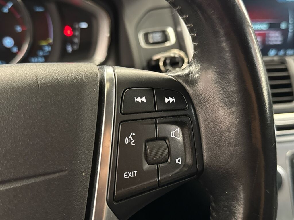 Volvo XC60 2015 Sininen