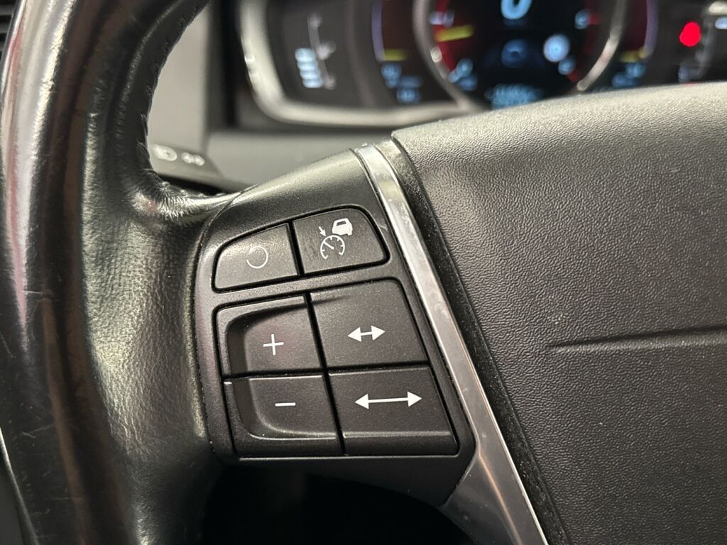 Volvo XC60 2015 Sininen