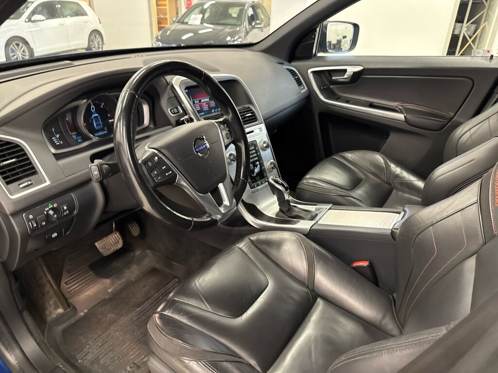 Volvo XC60 2015 Sininen