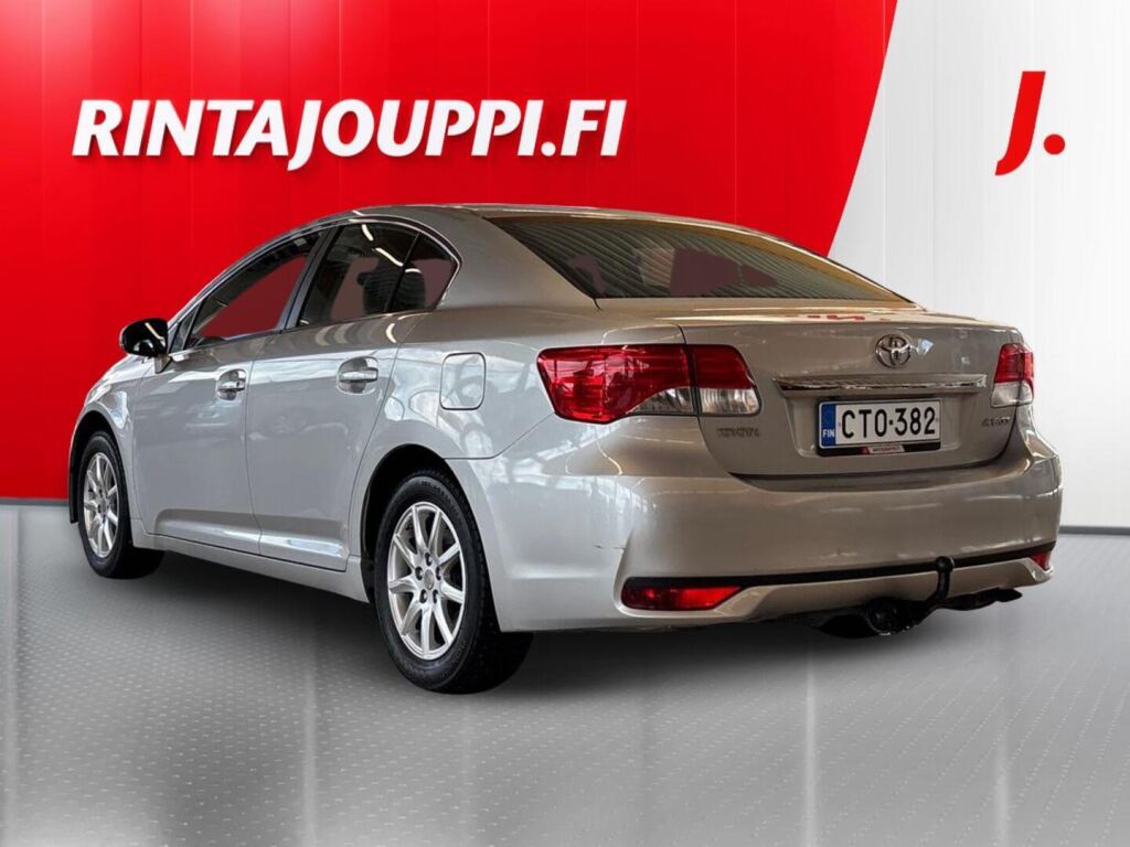 Toyota Avensis 2015 Hopea