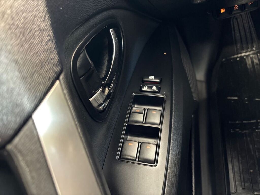 Toyota Avensis 2015 Hopea