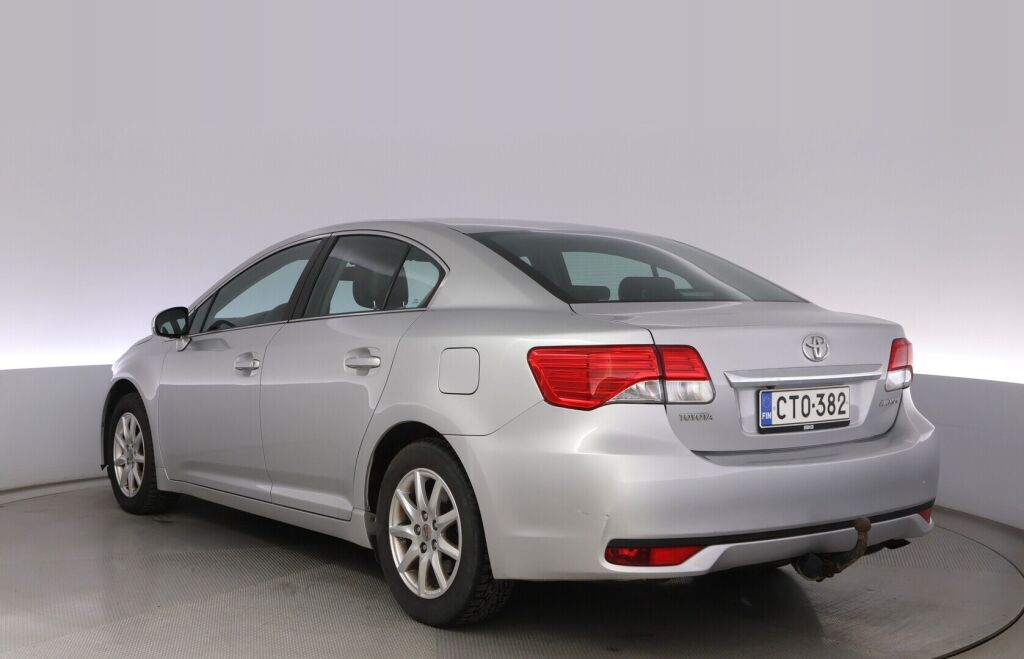 Toyota Avensis 2015 Hopea
