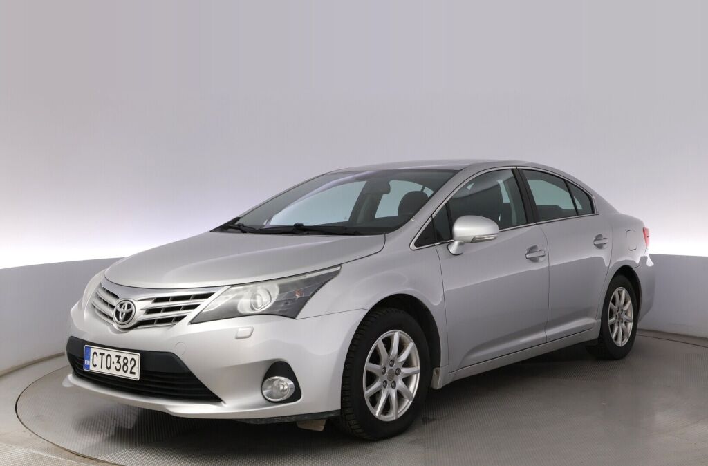 Toyota Avensis 2015 Hopea