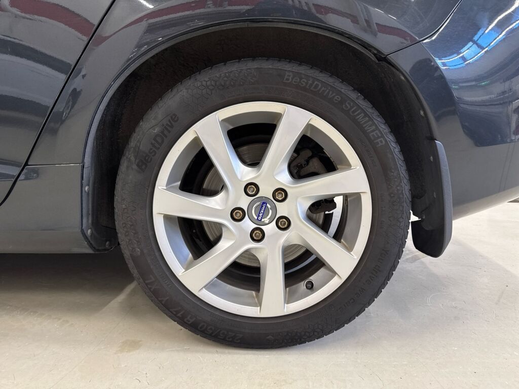 Volvo S60 2015 Harmaa