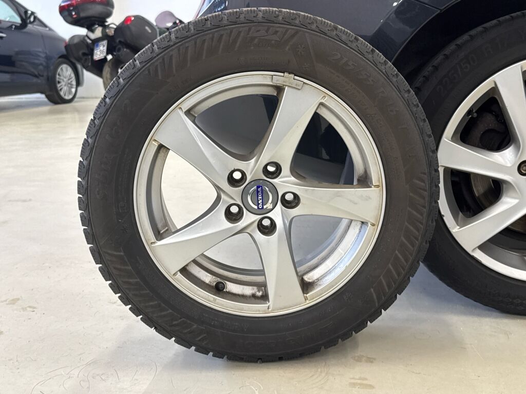Volvo S60 2015 Harmaa