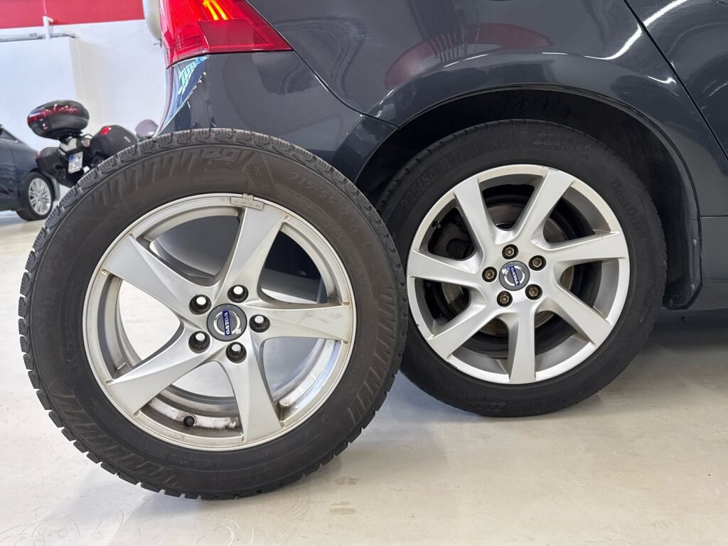 Volvo S60 2015 Harmaa