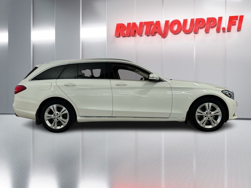 Mercedes-Benz C 2015 Valkoinen