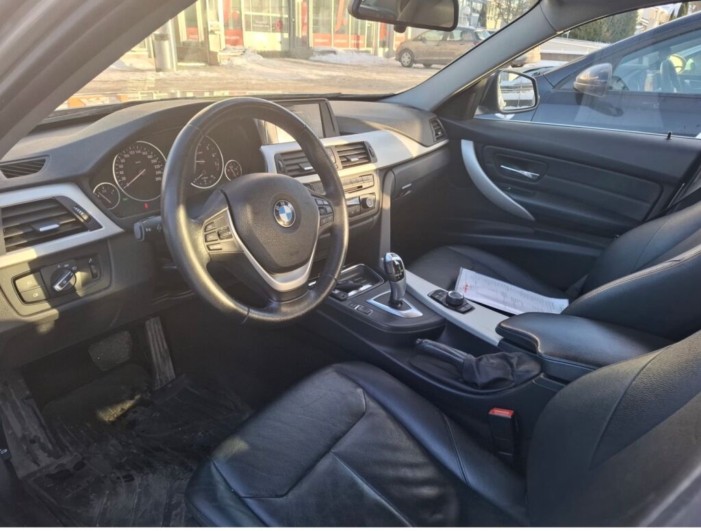 BMW 320 2015 Harmaa