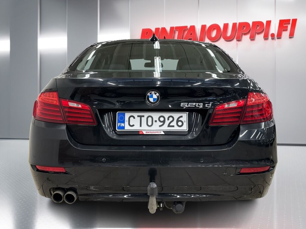 BMW 520 2015 Musta