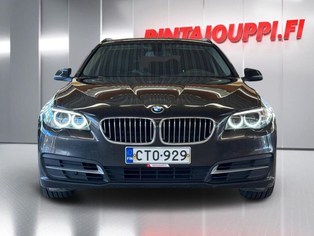 BMW 520 2015 Ruskea (beige)