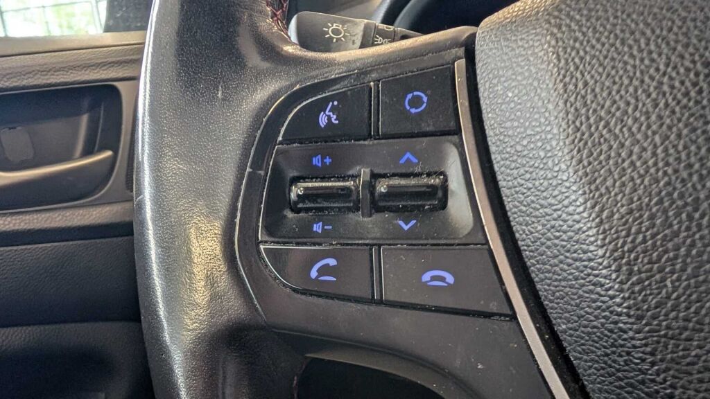 Hyundai i20 Hatchback 2019 Valkoinen