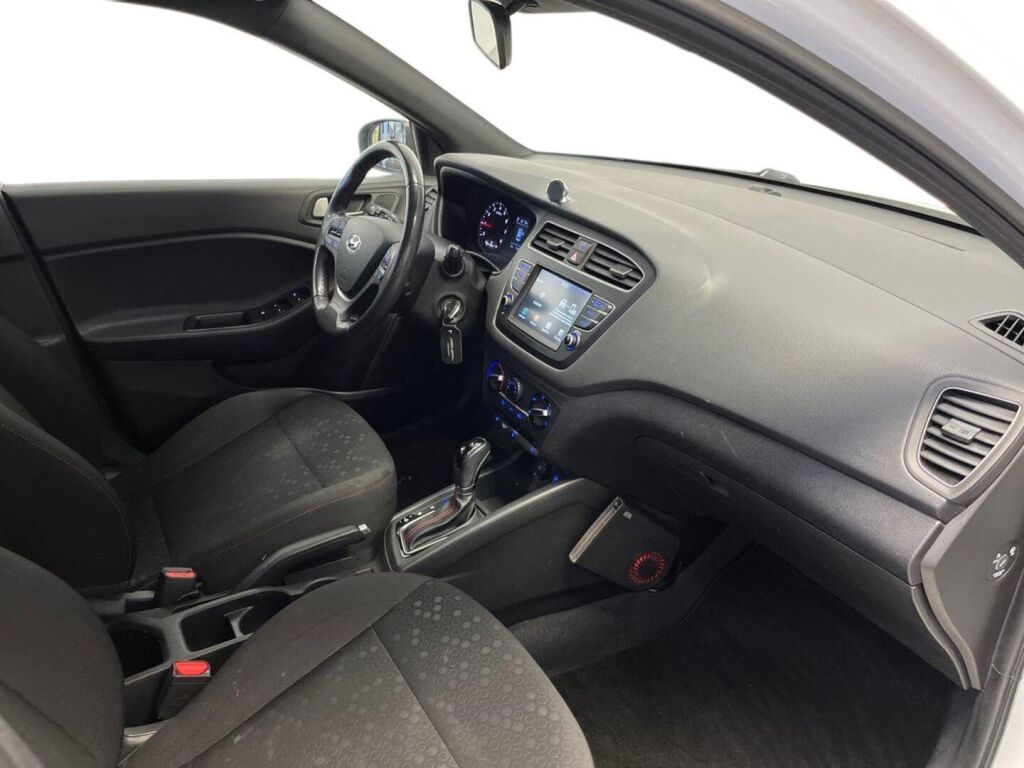 Hyundai i20 Hatchback 2019 Valkoinen