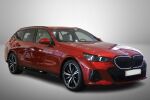 BMW i5 2025 Punainen (Dragon Fire Red)