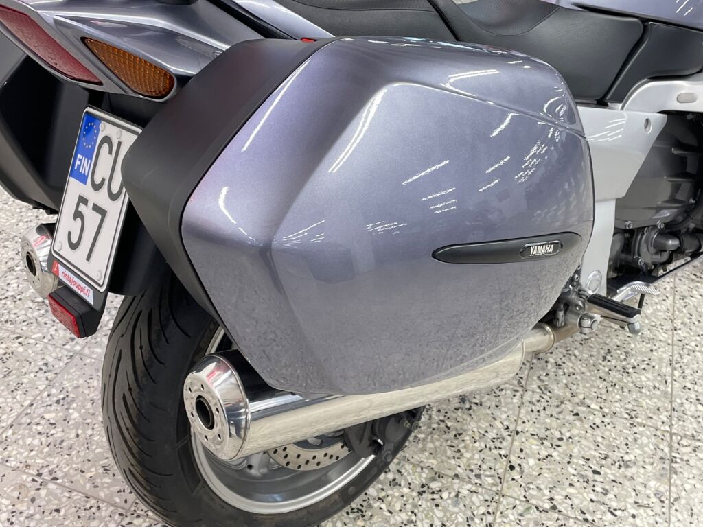 Yamaha FJR 2004 