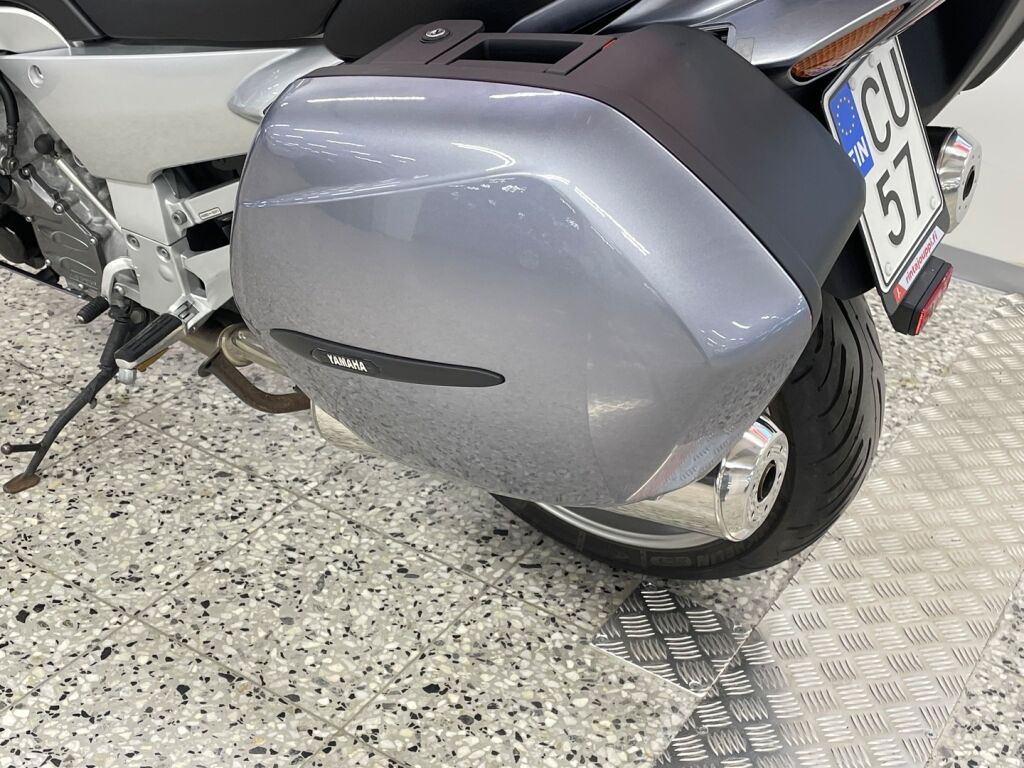 Yamaha FJR 2004 