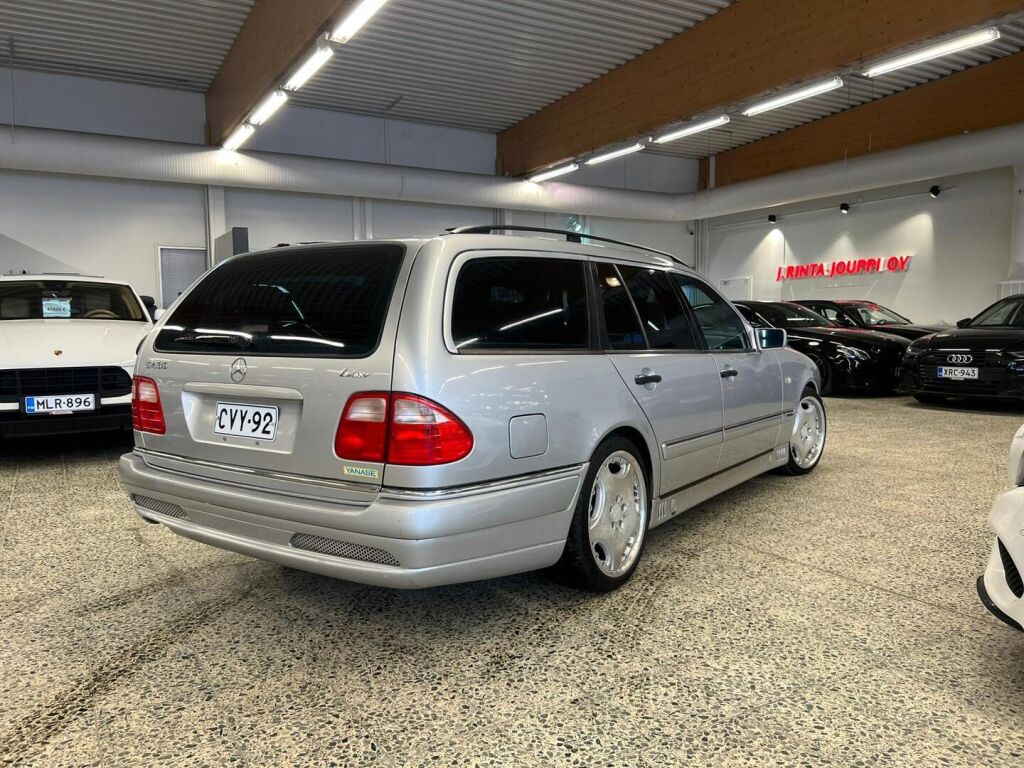Mercedes-Benz E 1999 Harmaa