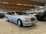 Mercedes-Benz E 1999 Harmaa