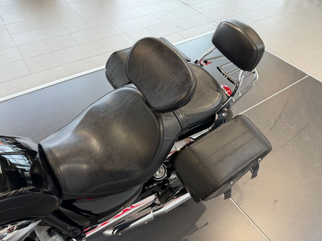 Triumph ROCKET III 2004 Musta