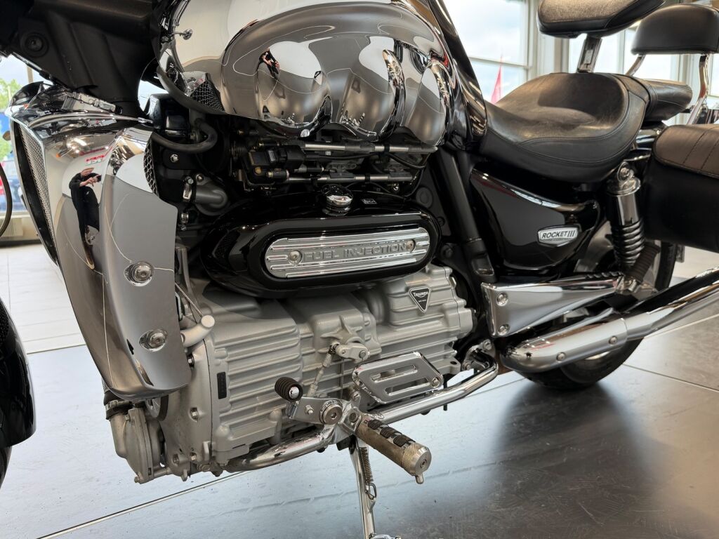 Triumph ROCKET III 2004 Musta