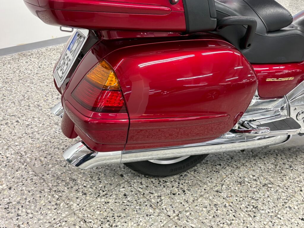 Honda GL 2004 