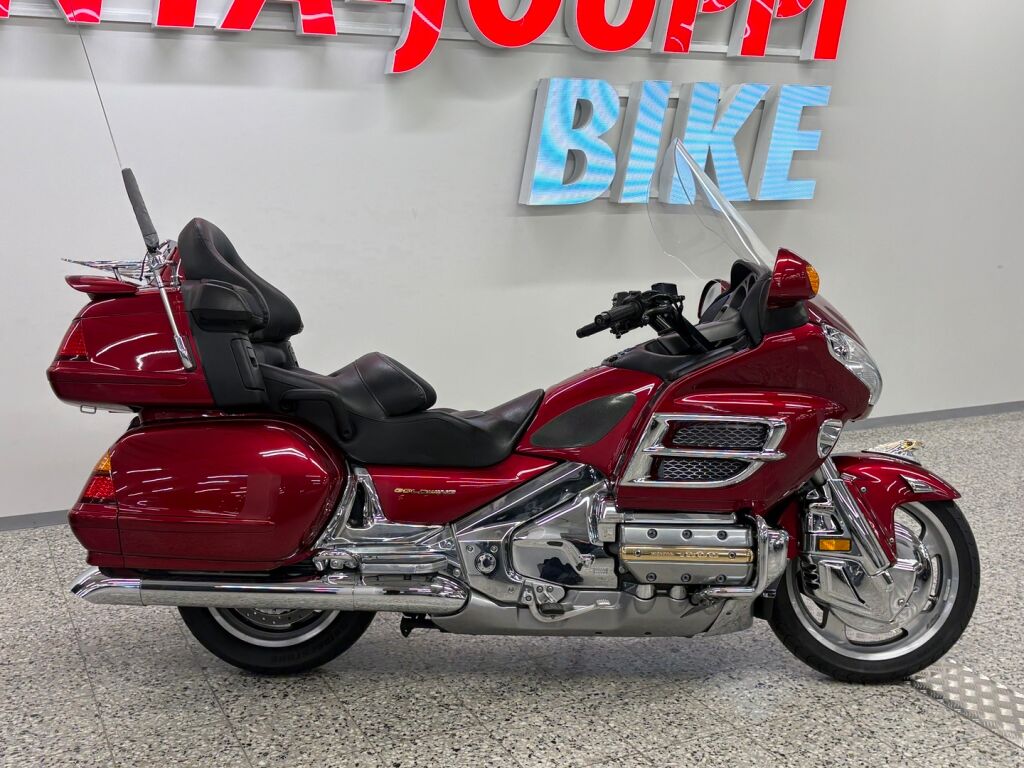 Honda GL 2004 