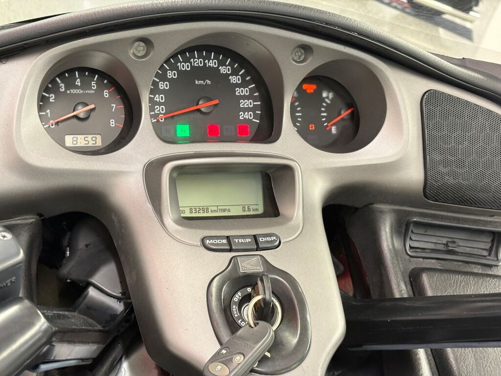 Honda GL 2004 