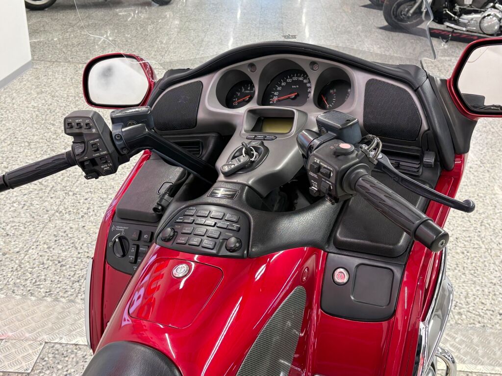 Honda GL 2004 