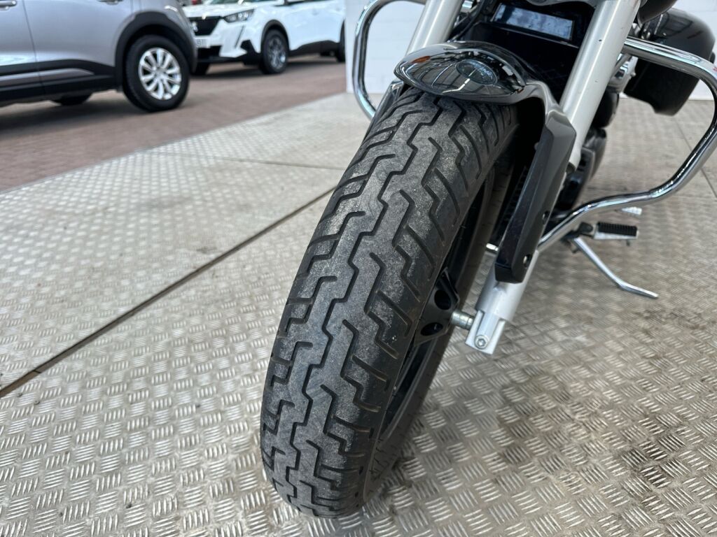 Suzuki VZ 2005 Harmaa