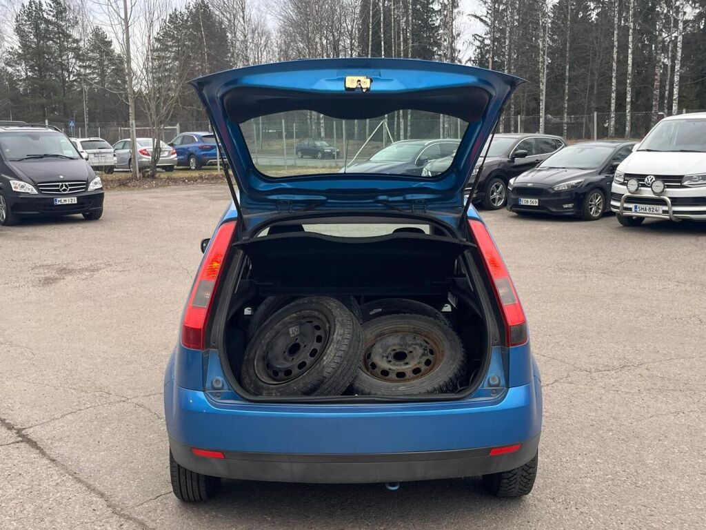 Ford Fiesta 2004 Sininen