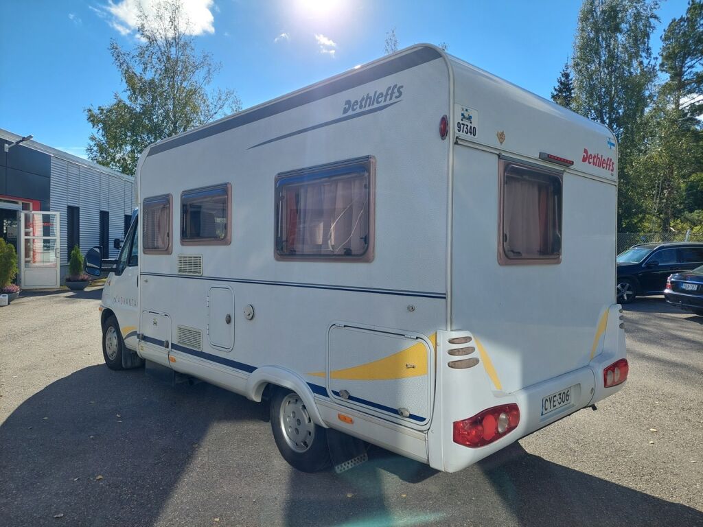 Dethleffs Advantage T 5801 2004 Valkoinen