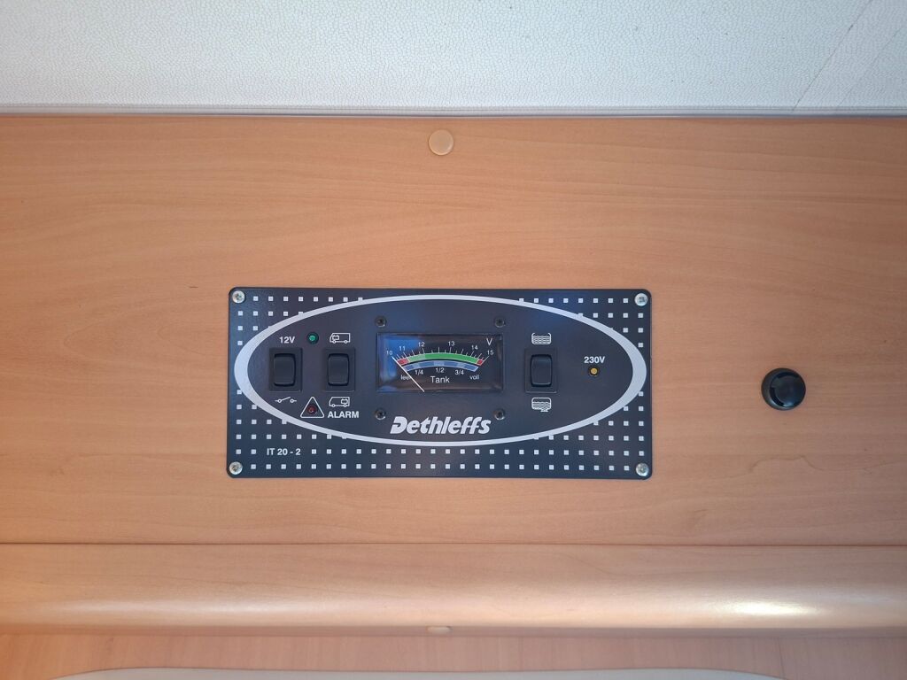 Dethleffs Advantage T 5801 2004 Valkoinen
