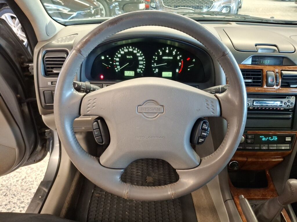 Nissan Maxima 2005 Harmaa