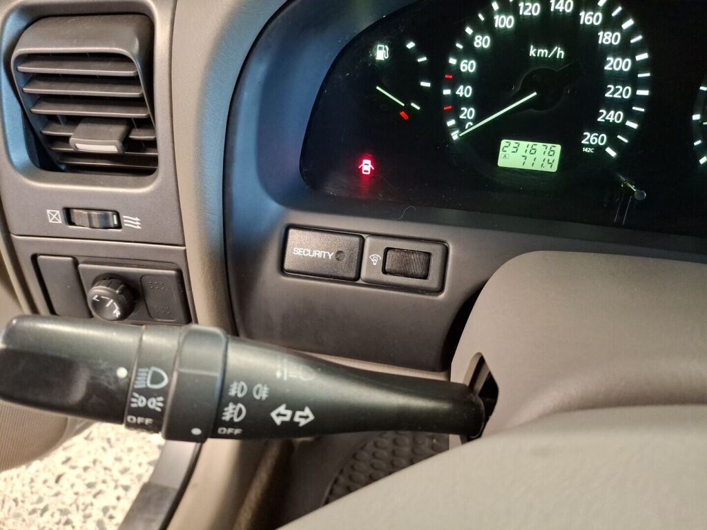 Nissan Maxima 2005 Harmaa