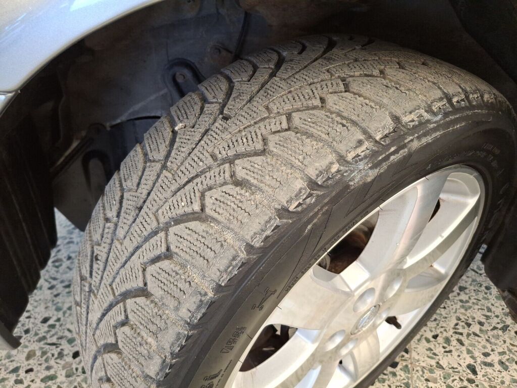 Nissan Maxima 2005 Harmaa