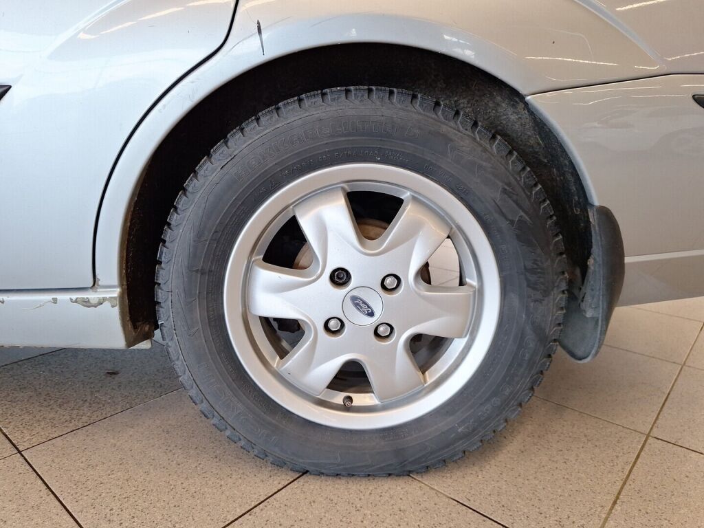 Ford Focus 2005 Harmaa