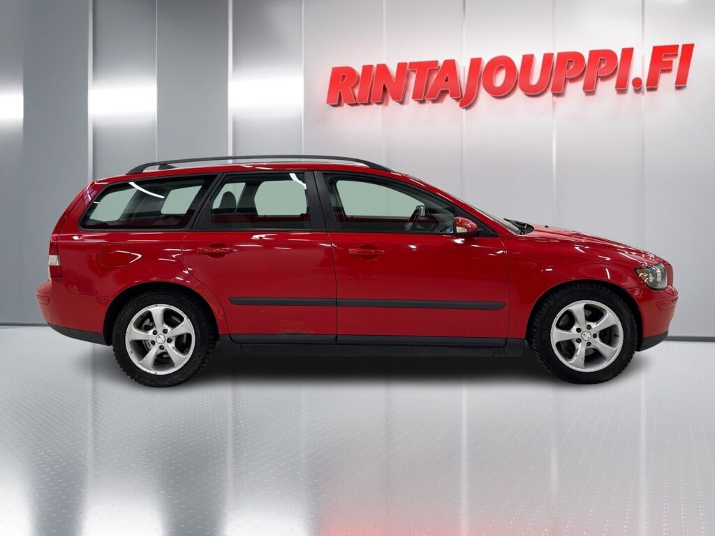 Volvo V50 2005 Punainen