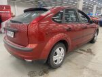 Ford Focus 2006 Punainen