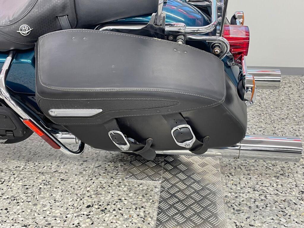 Harley-davidson TOURING 2004 