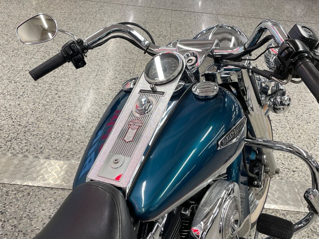 Harley-davidson TOURING 2004 