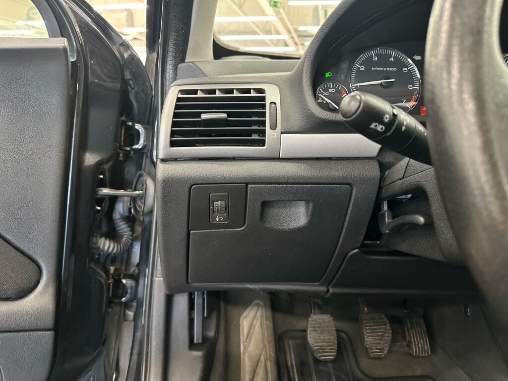 Peugeot 407 2006 Musta